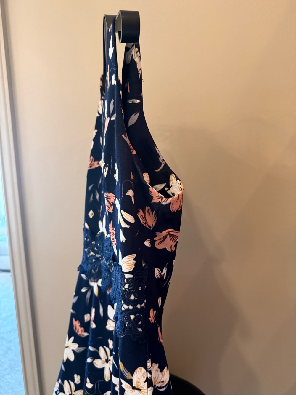 Navy Sleeveless Floral Midi Dress with Lace Waist - Picture 4 of 11